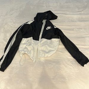 Nike wind breaker